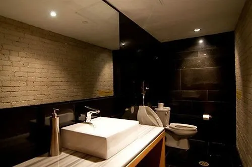 Hotel Ocho Toronto